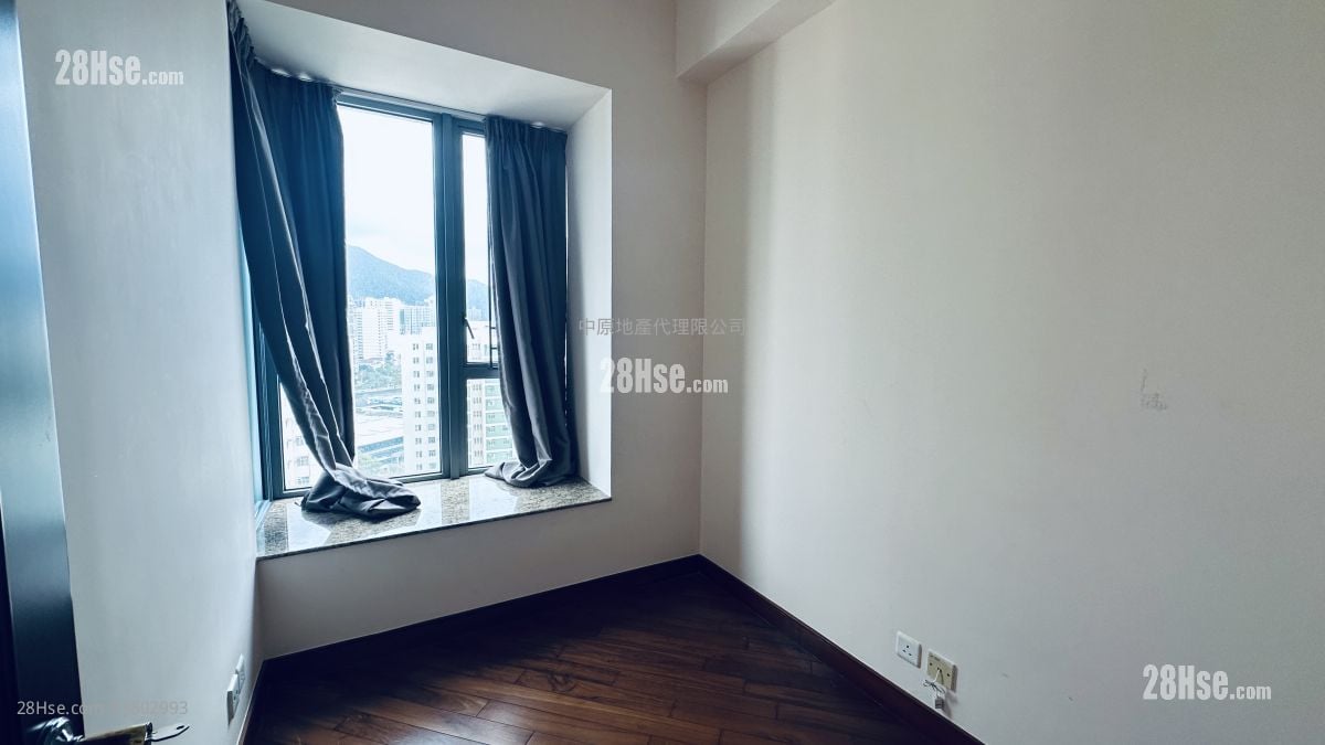 The Palazzo Sell 2 Bedrooms , 2 Bathrooms 1,016 ft²