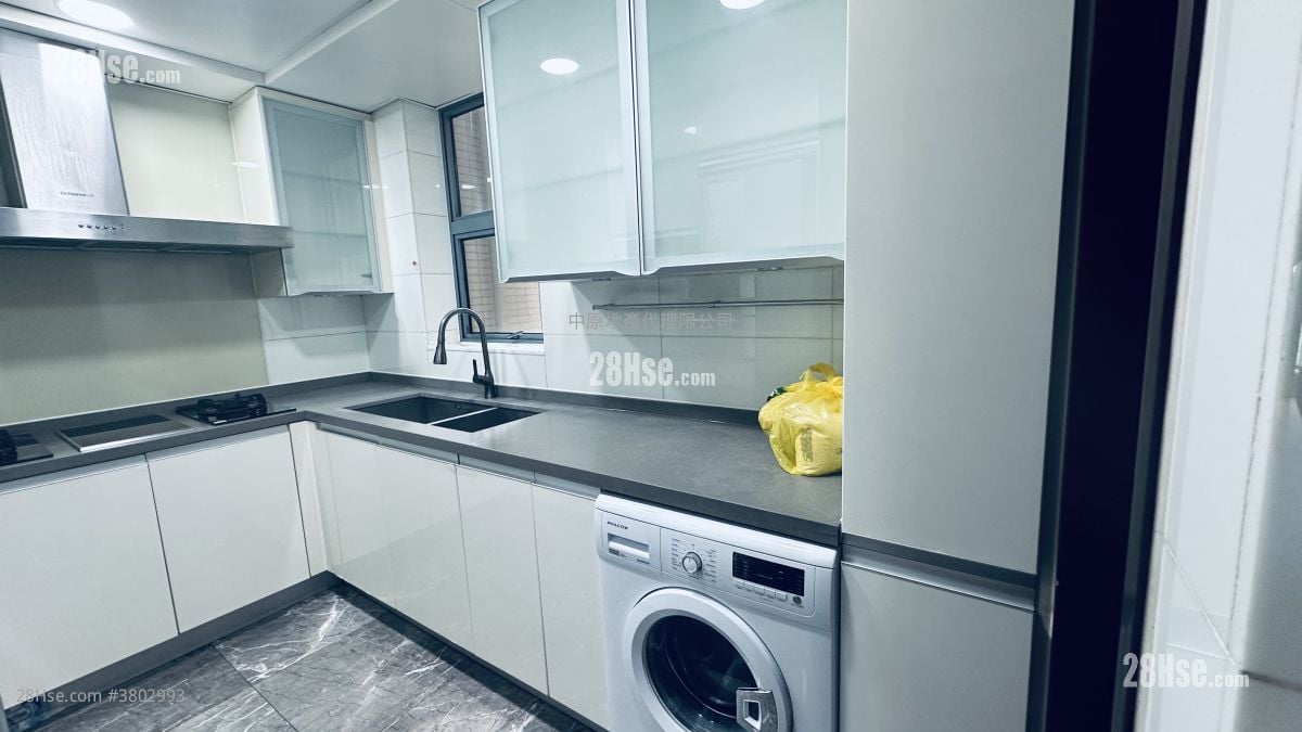 The Palazzo Sell 2 Bedrooms , 2 Bathrooms 1,016 ft²