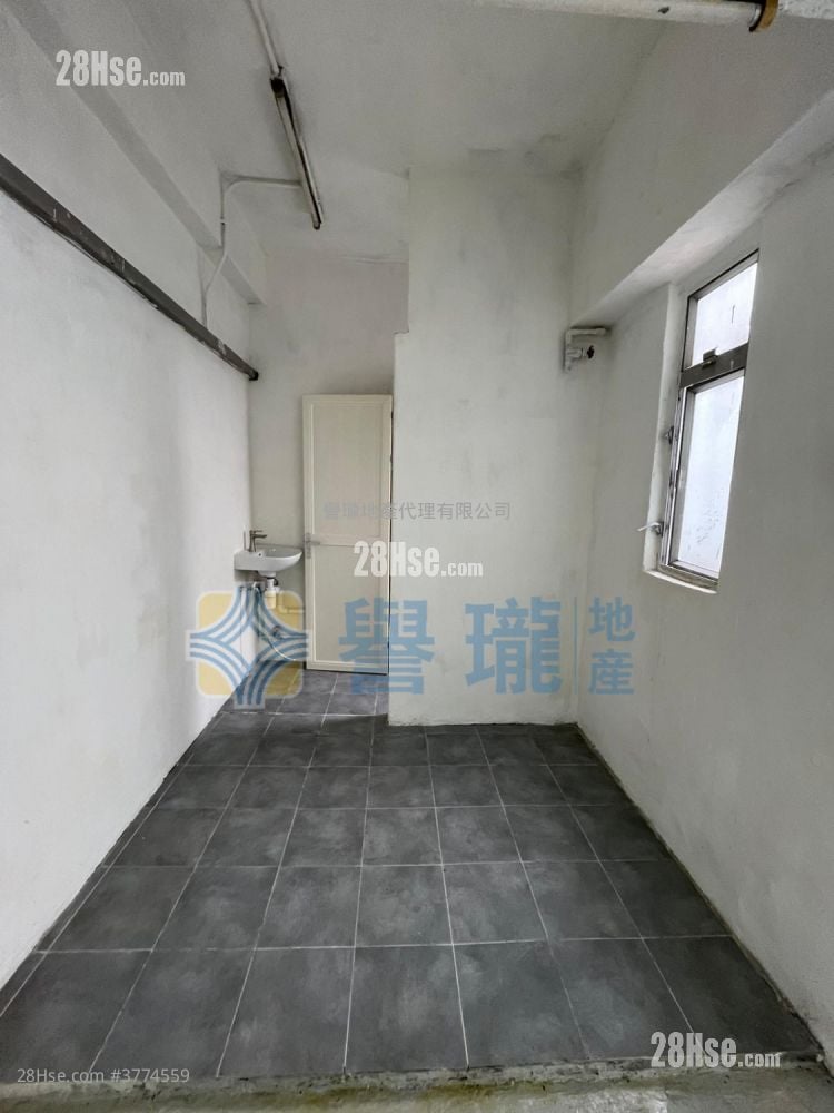 Wing Hong Factory Building Rental