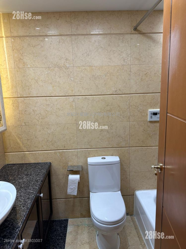 The Arch Rental 2 Bedrooms 518 ft²