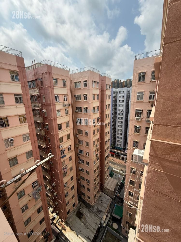 Whampoa Estate Sell 2 Bedrooms , 1 Bathroom 356 ft²