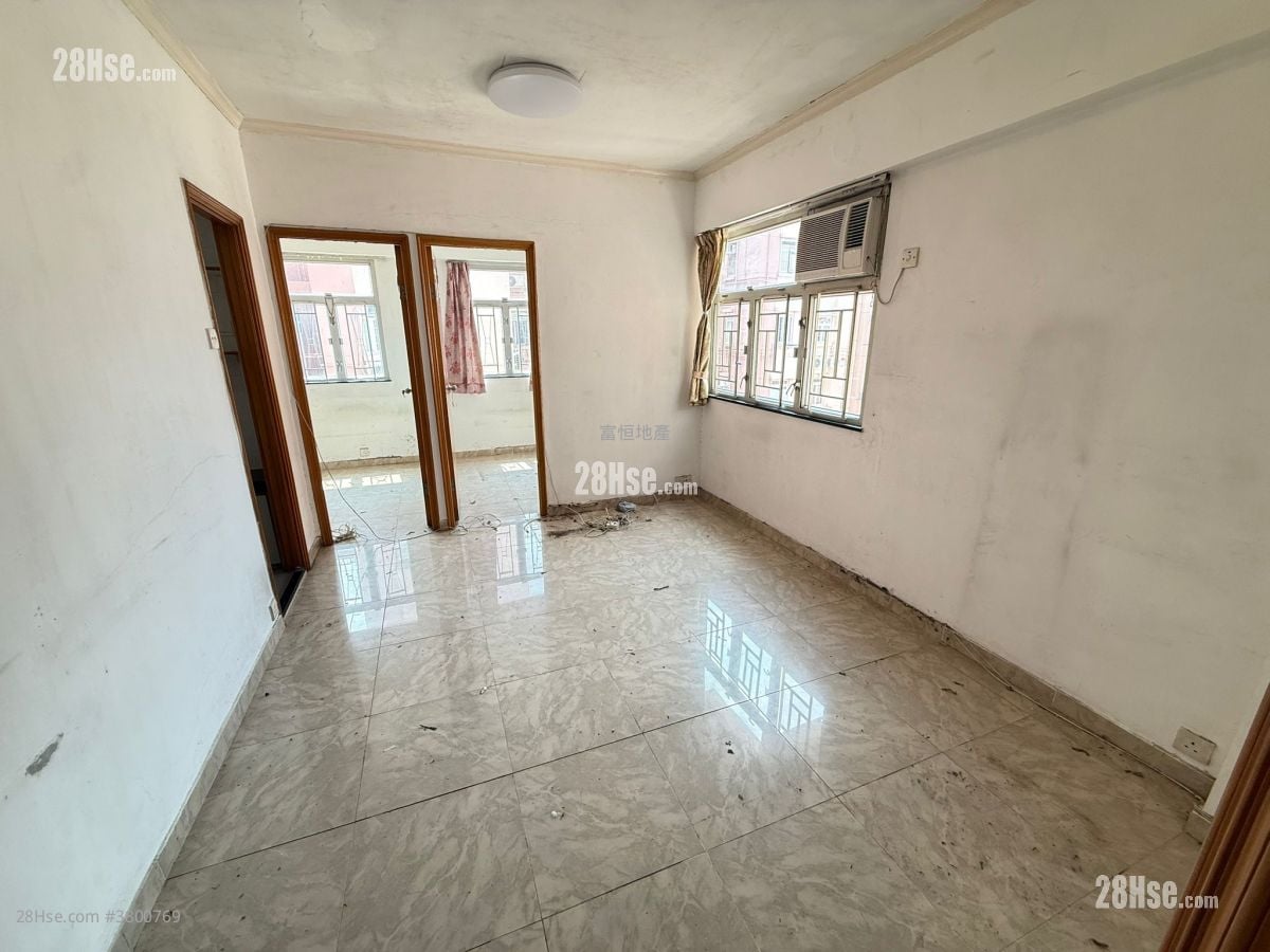 Whampoa Estate Sell 2 Bedrooms , 1 Bathroom 356 ft²