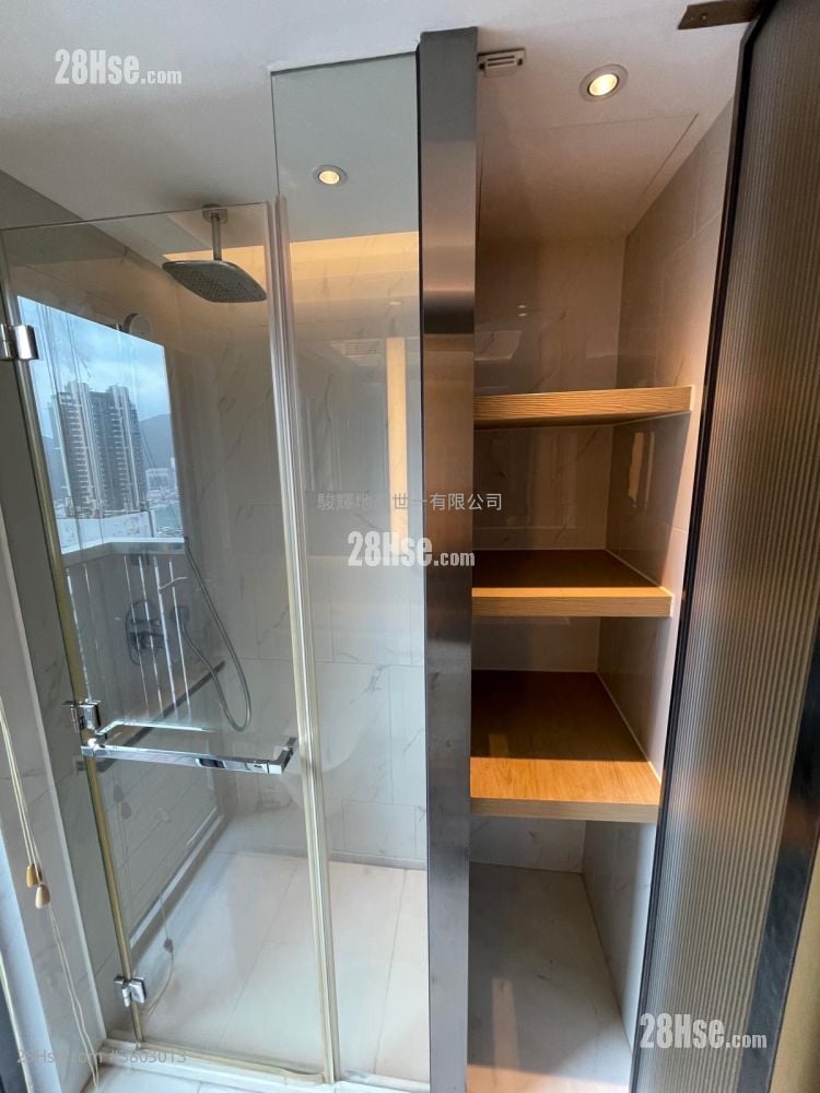 倚南 售盘 3 房 , 2 浴室 675 平方尺