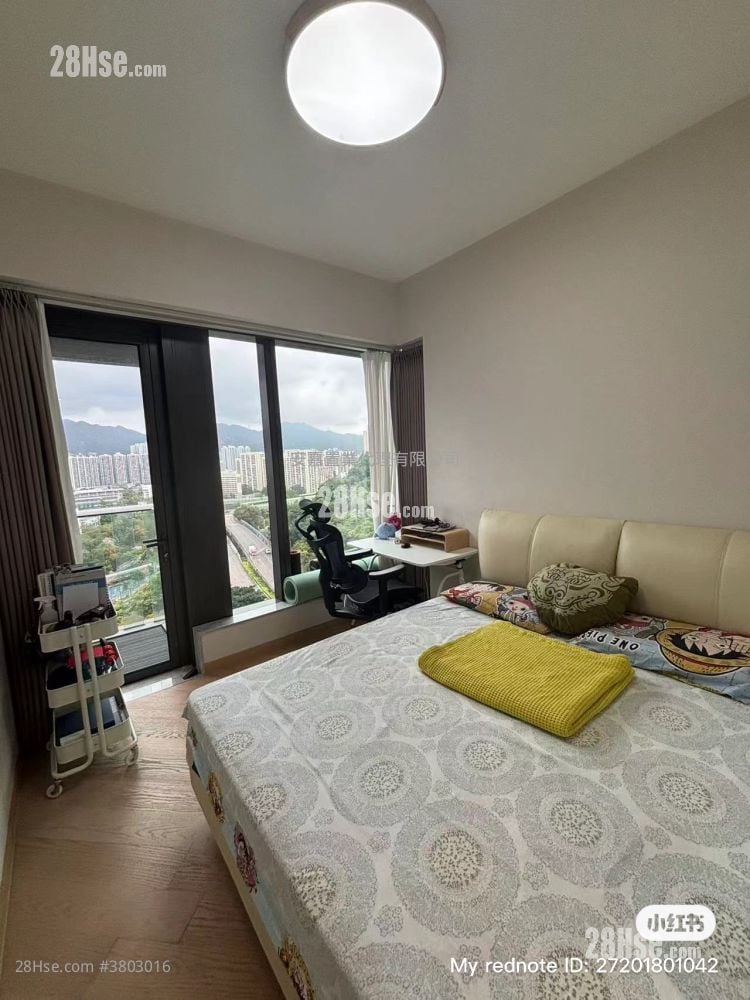 The Arles Rental 4 Bedrooms , 2 Bathrooms 945 ft²