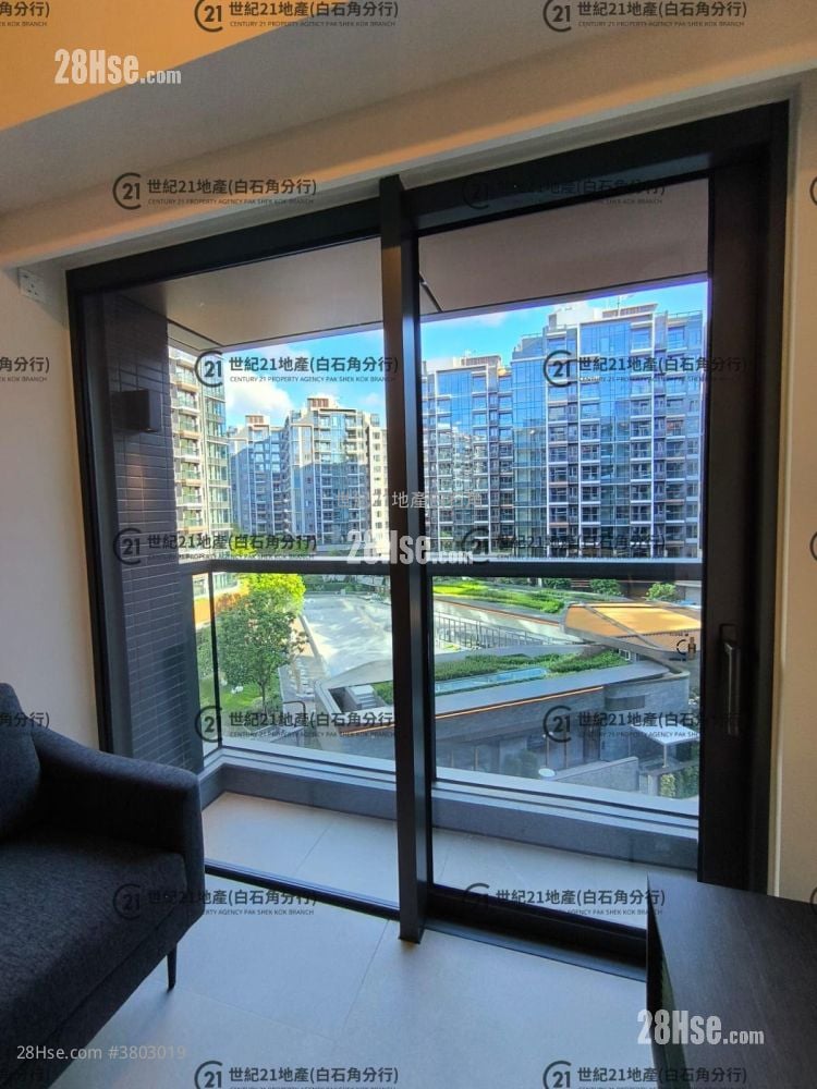 Silicon Hill Rental 2 Bedrooms , 1 Bathroom 404 ft²