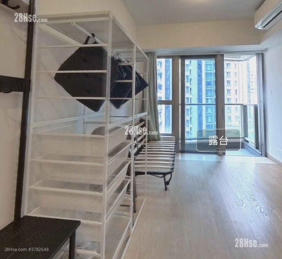 Solaria Rental Studio , 1 Bathroom 249 ft²