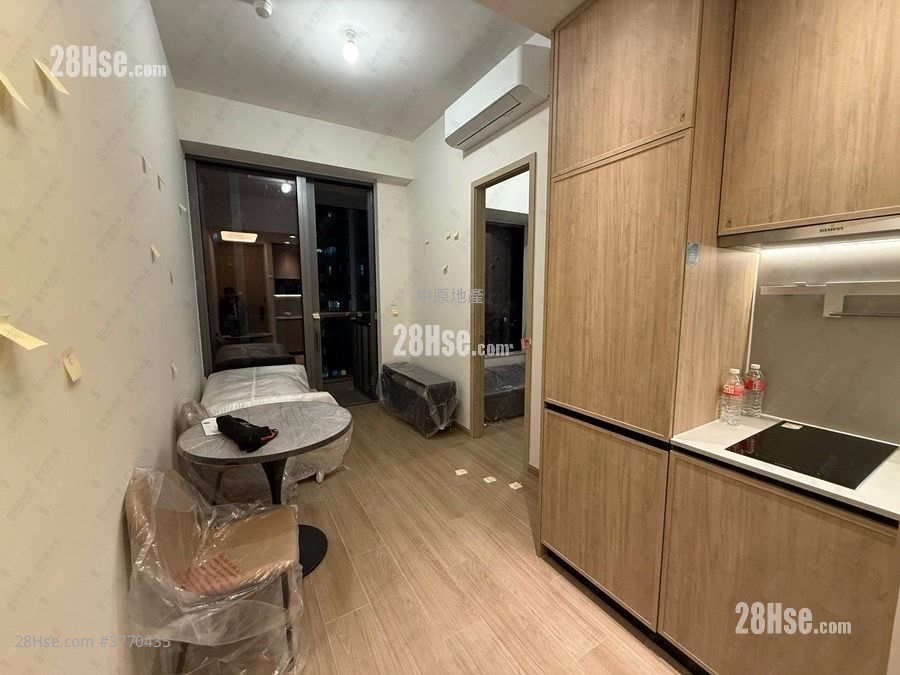 朗天峰 售盘 1 房 291 平方尺