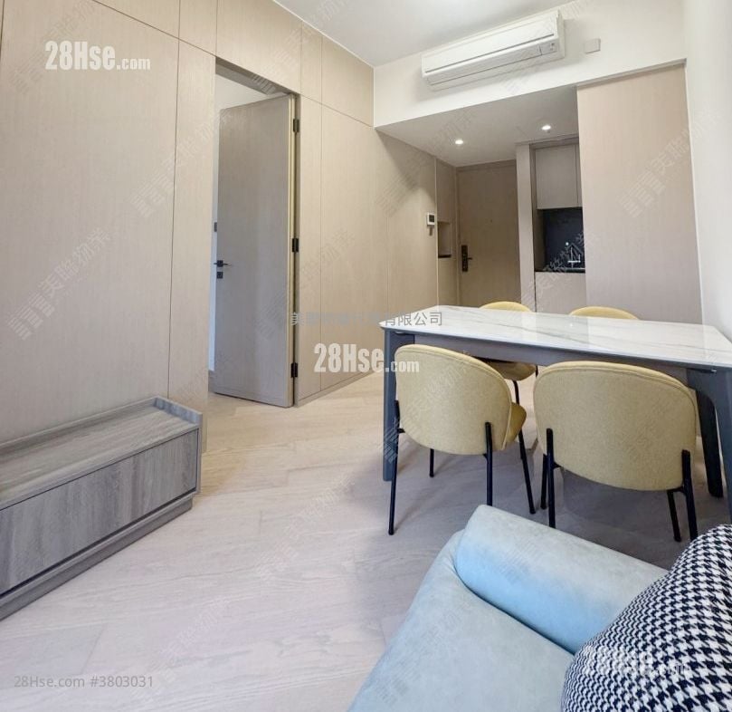 The Arles Rental 1 Bedroom , 1 Bathroom 346 ft²