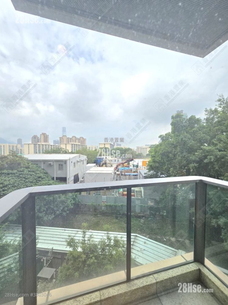 Ultima Rental 2 Bedrooms , 2 Bathrooms 902 ft²