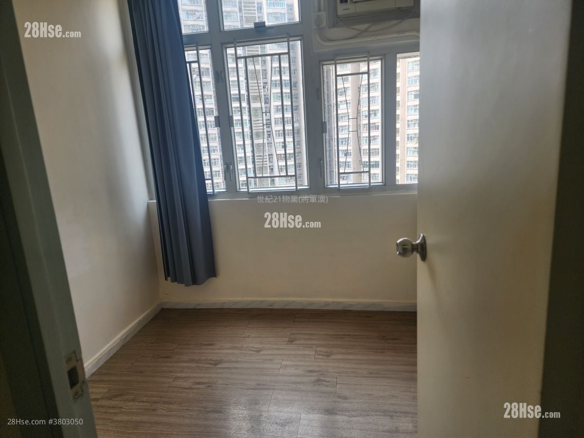 King Lam Estate Sell 381 ft²