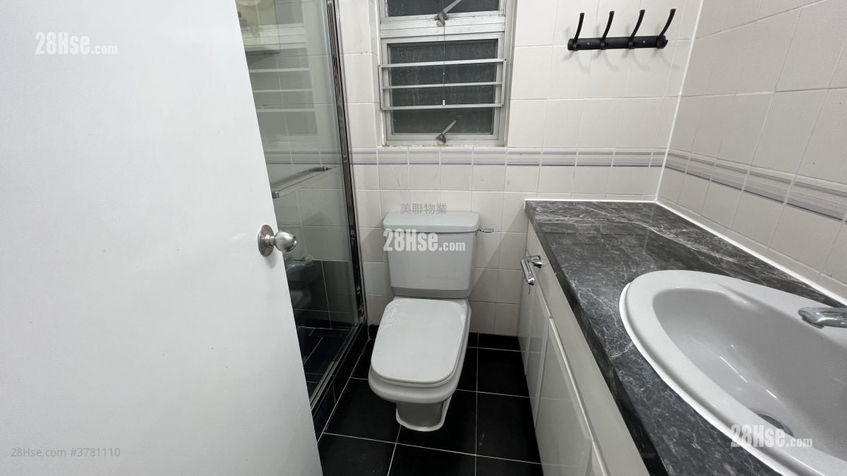 海怡半岛 租盘 3 房 , 2 浴室 742 平方尺