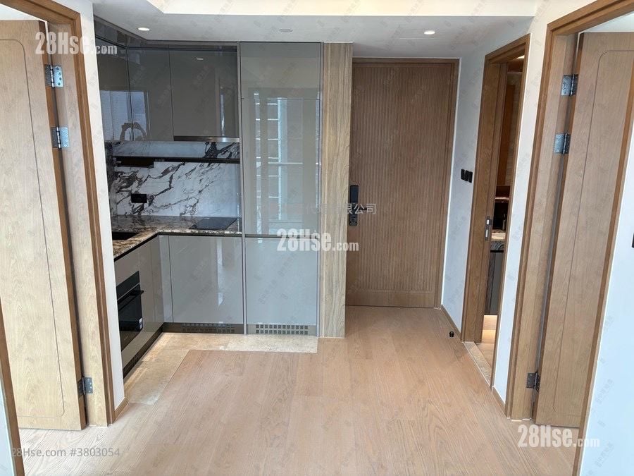 Topside Residence Rental 2 Bedrooms , 1 Bathroom 385 ft²