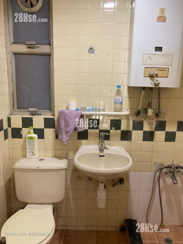 Wing Fu Mansion Rental 1 Bedroom , 1 Bathroom 323 ft²