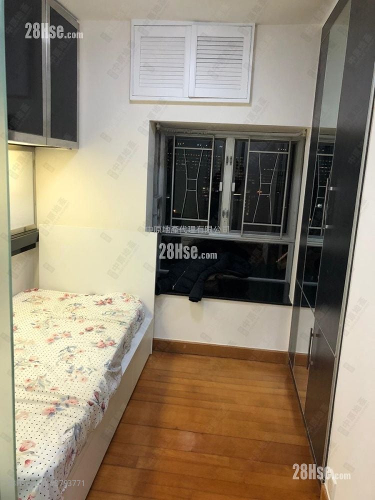 New Jade Garden Sell 3 Bedrooms 580 ft²