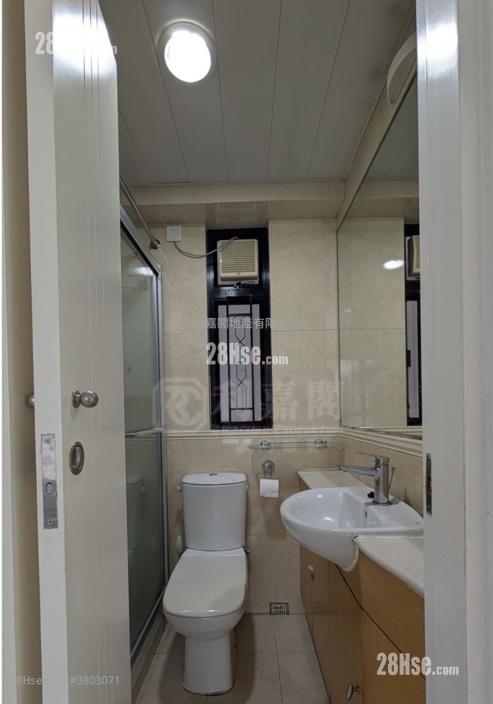 海景轩 售盘 2 房 356 平方尺