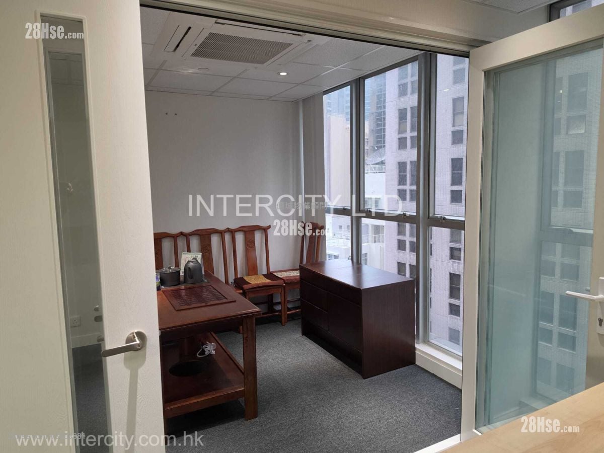 128 Wellington Street Rental 3 Bedrooms