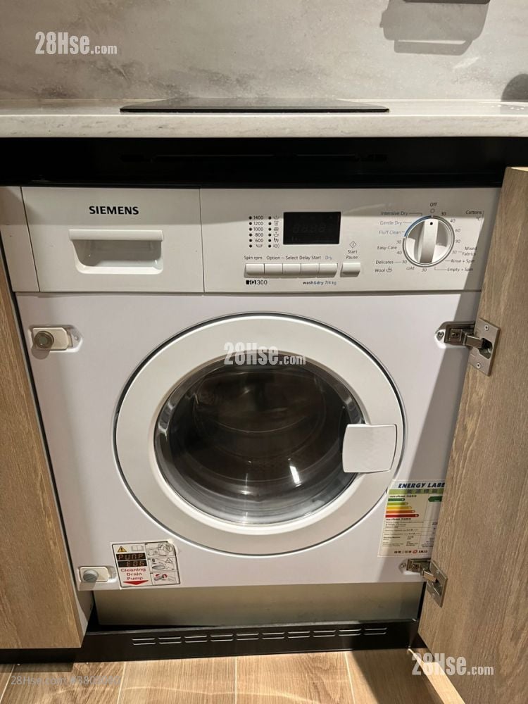 The Carmel Sell 1 Bedroom , 1 Bathroom 368 ft²