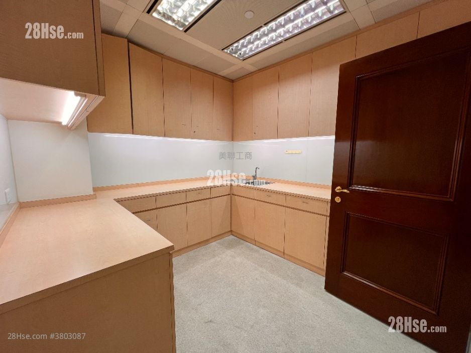 9 Queen's Road Central Rental 5+ Bedrooms