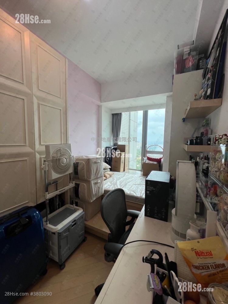 The Riverpark Sell 3 Bedrooms , 3 Bathrooms 1,262 ft²