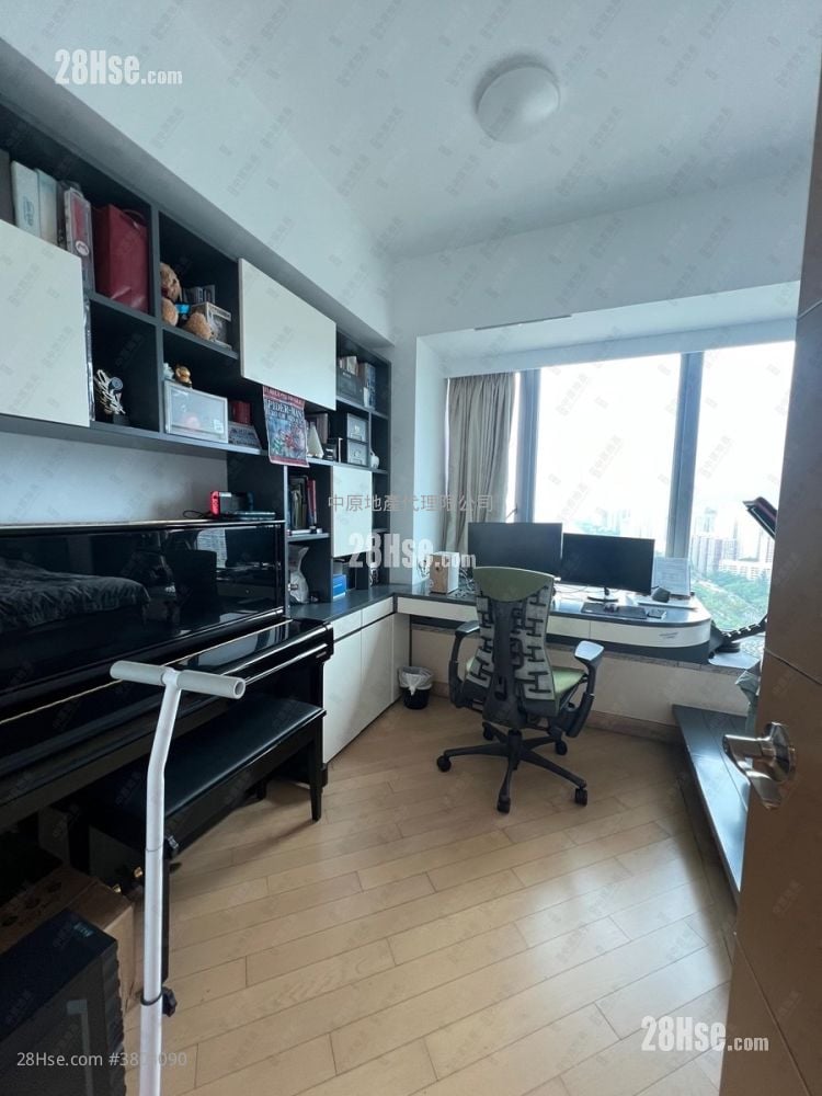 The Riverpark Sell 3 Bedrooms , 3 Bathrooms 1,262 ft²