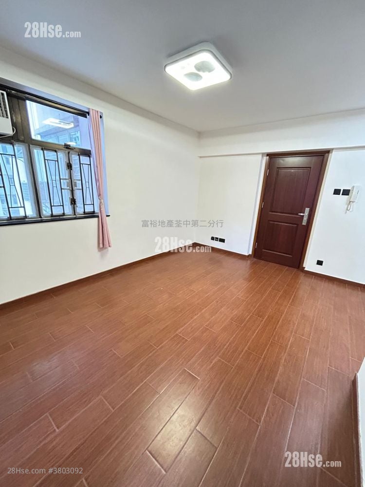 荃湾中心 租盘 2 房 377 平方尺