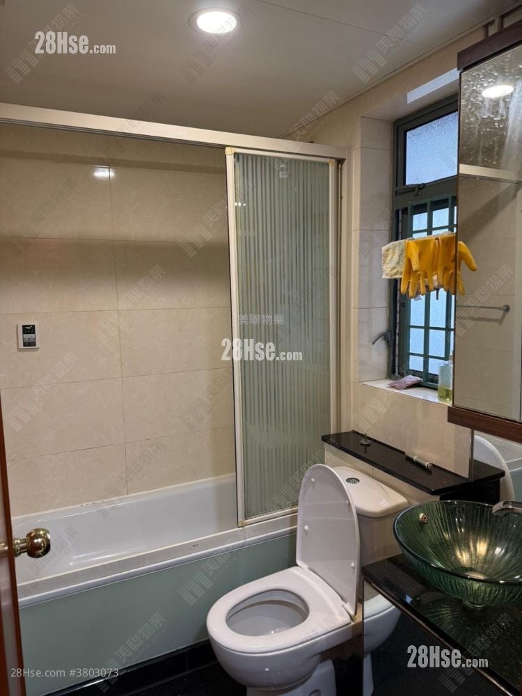 蔚蓝湾畔 租盘 2 房 , 1 浴室 950 平方尺