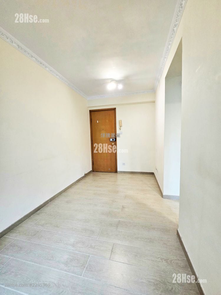 Brilliant Court Sell Studio , 1 Bathroom 203 ft²