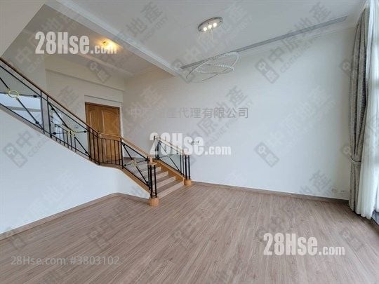 Symphony Bay Sell 4 Bedrooms , 4 Bathrooms 2,126 ft²