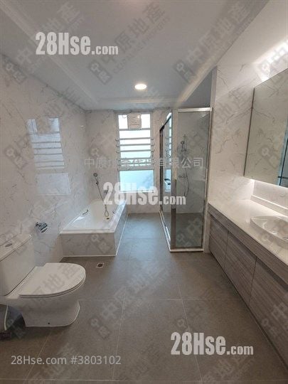 Symphony Bay Sell 4 Bedrooms , 4 Bathrooms 2,126 ft²