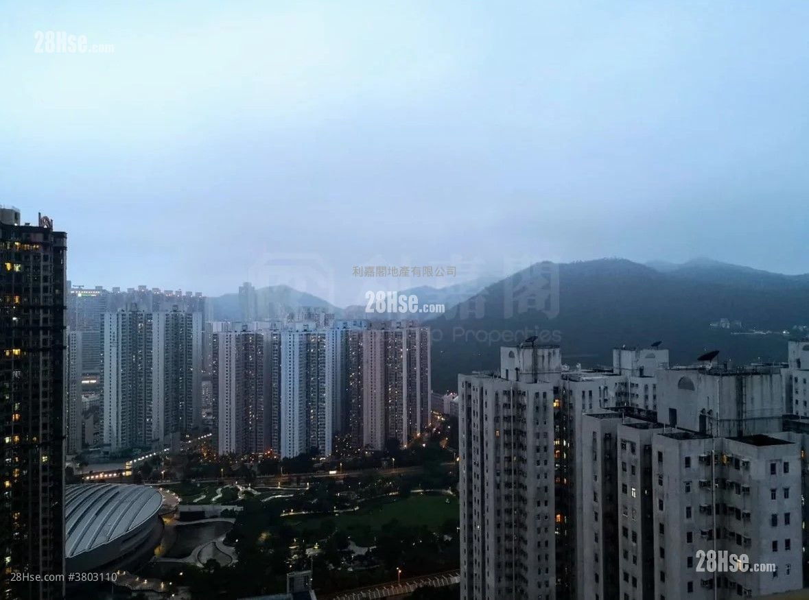 蔚蓝湾畔 售盘 3 房 , 2 浴室 850 平方尺