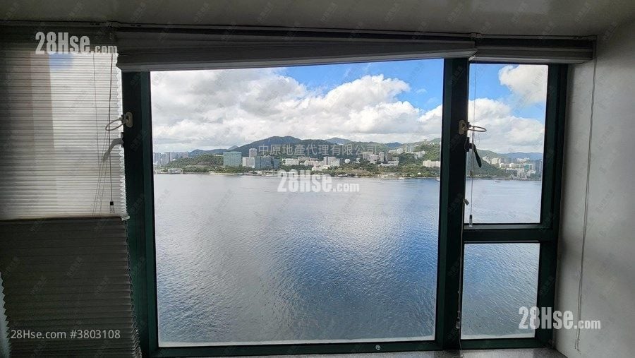 Baycrest Sell 3 Bedrooms 1,113 ft²