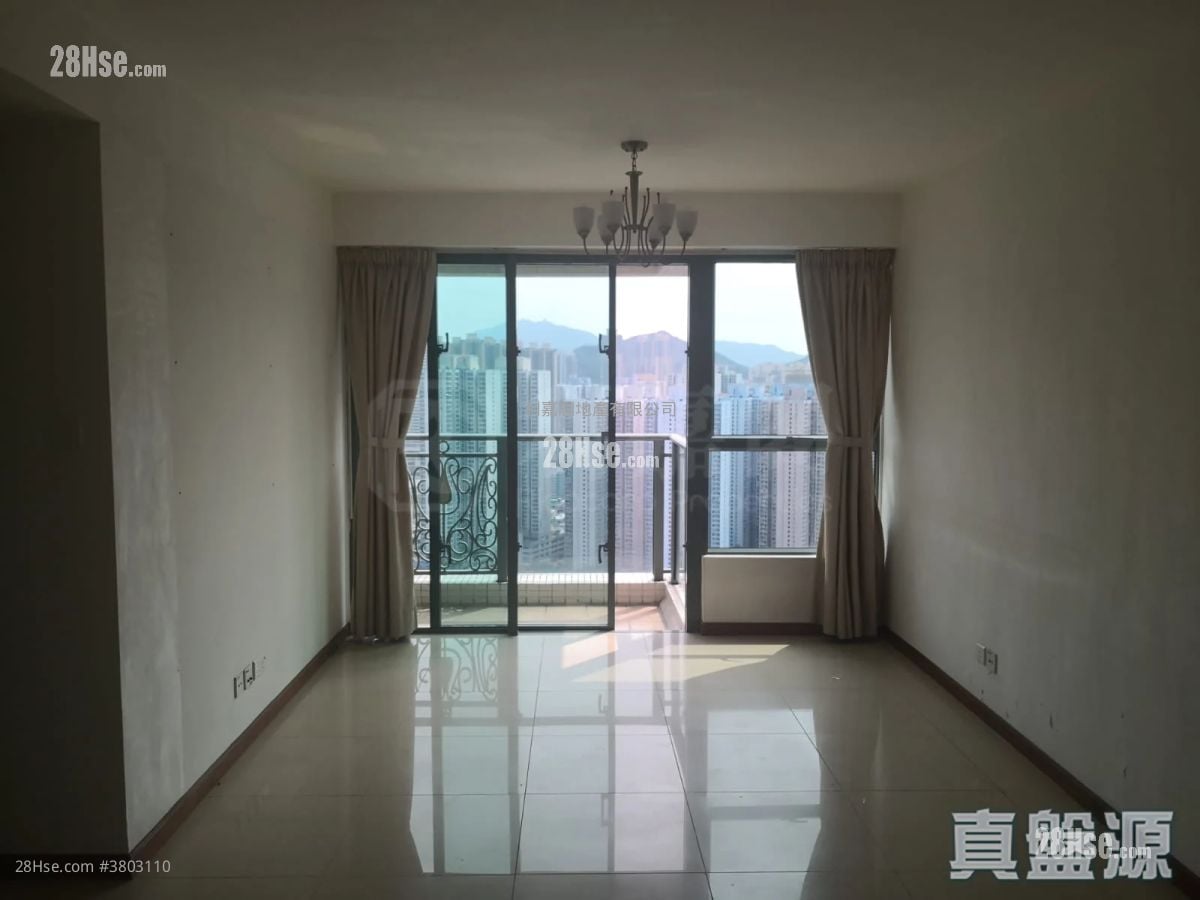 蔚蓝湾畔 售盘 3 房 , 2 浴室 850 平方尺