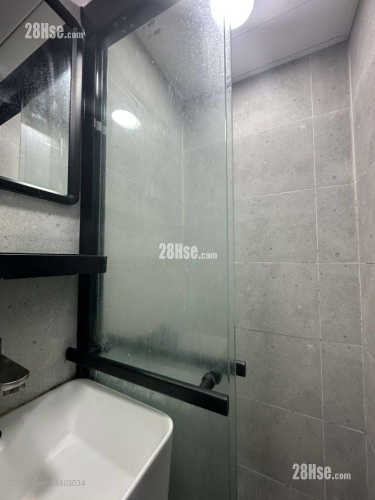 单幢楼房 租盘 1 房 , 1 浴室 180 平方尺