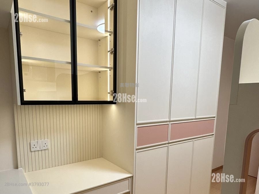 South Horizons Sell 3 Bedrooms , 2 Bathrooms 739 ft²