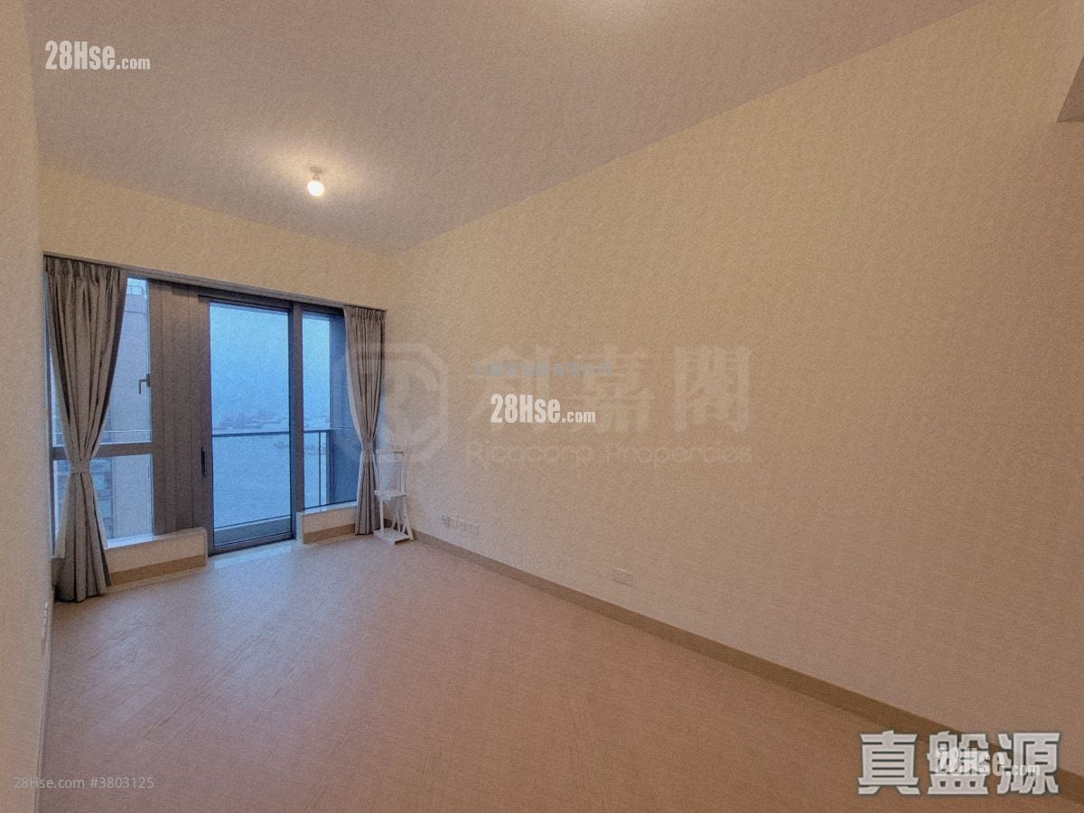 Grand Victoria Rental 2 Bedrooms , 1 Bathroom 532 ft²