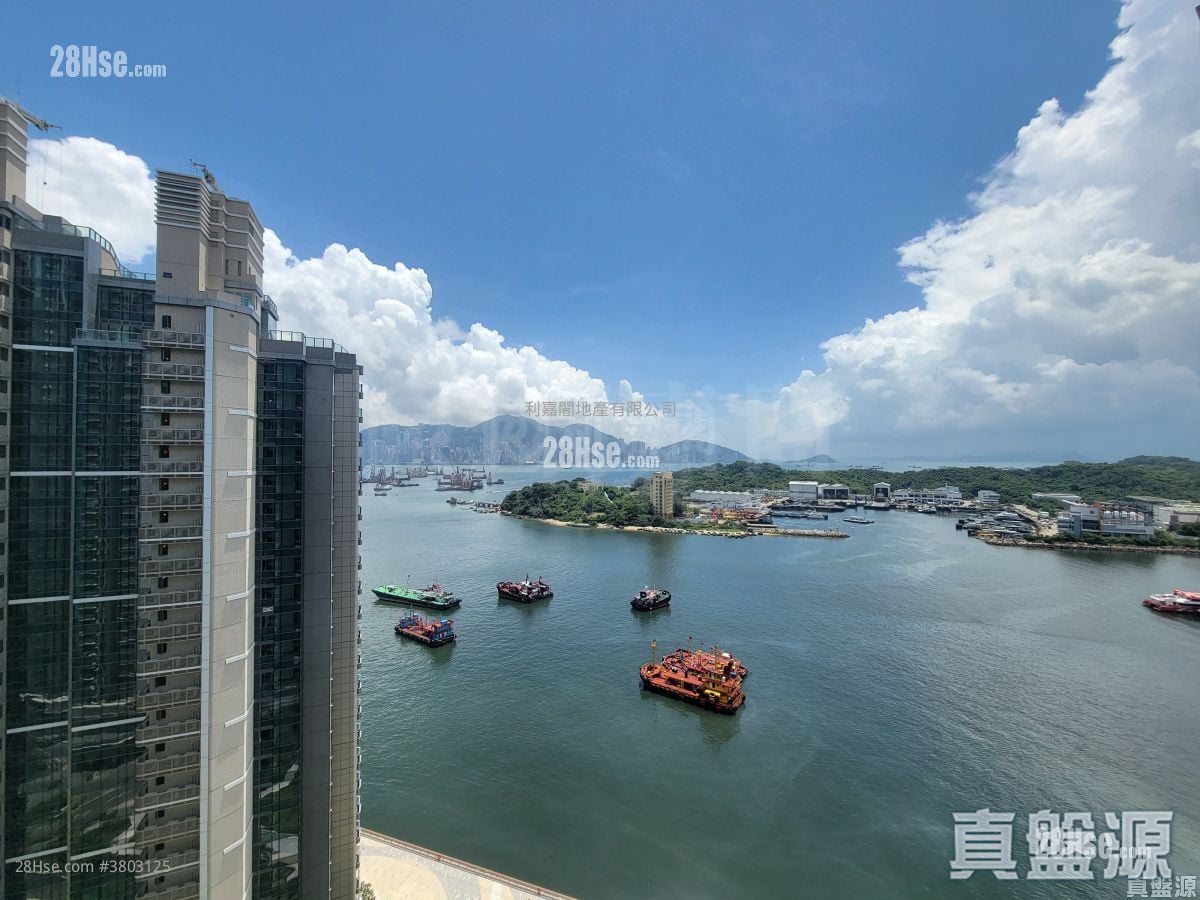 Grand Victoria Rental 2 Bedrooms , 1 Bathroom 532 ft²