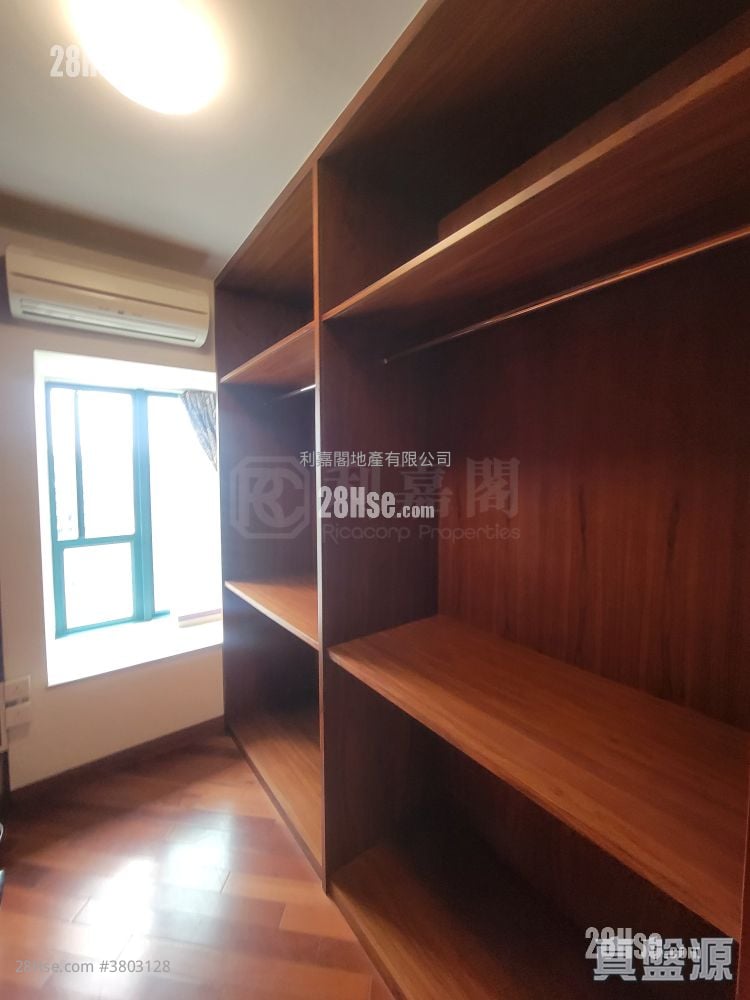 The Long Beach Sell 3 Bedrooms , 2 Bathrooms 816 ft²