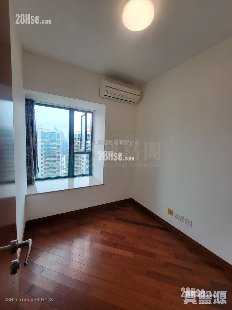 The Long Beach Sell 3 Bedrooms , 2 Bathrooms 816 ft²