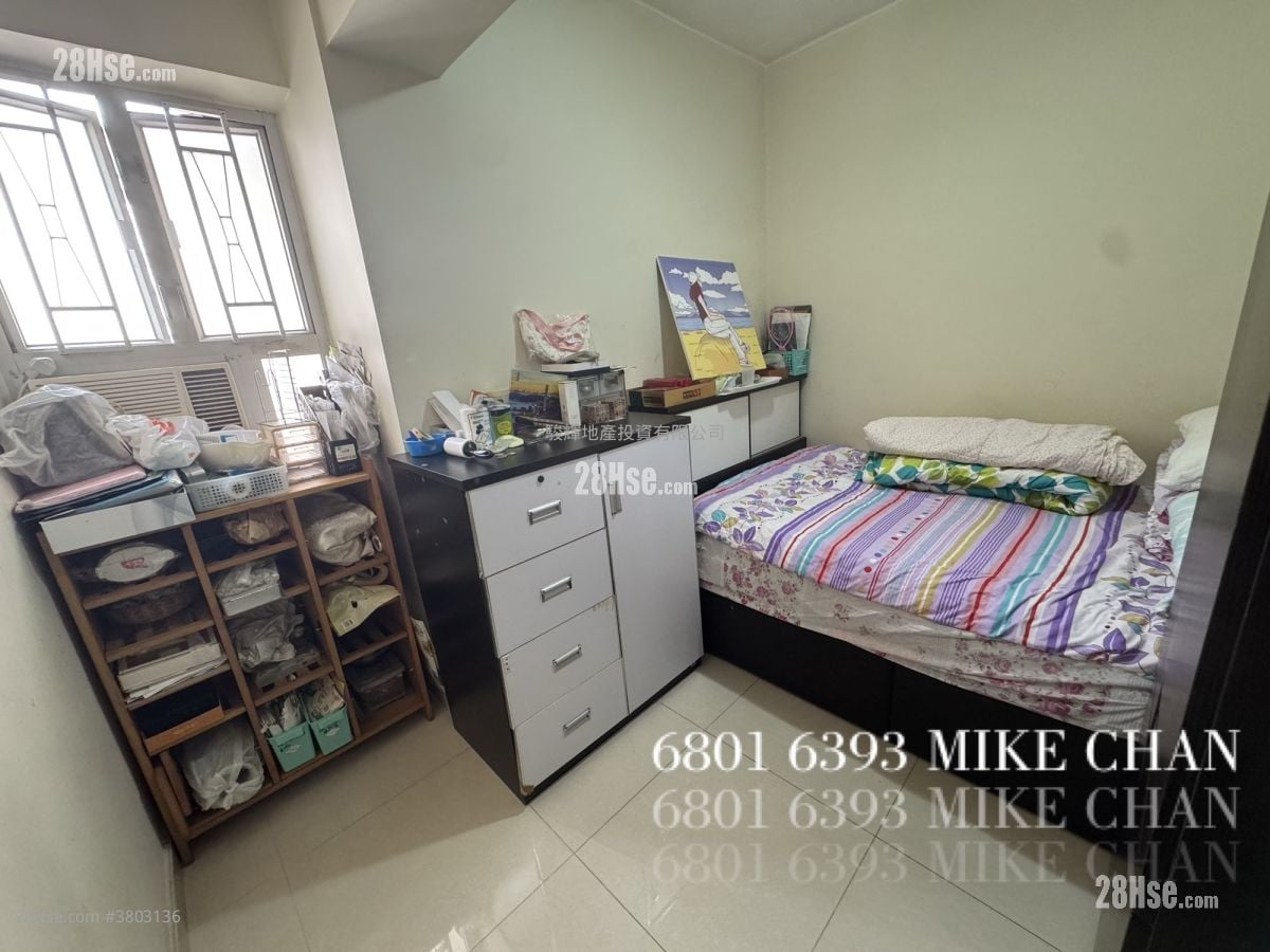 Tsimshatsui Mansion Sell 4 Bedrooms , 2 Bathrooms 742 ft²