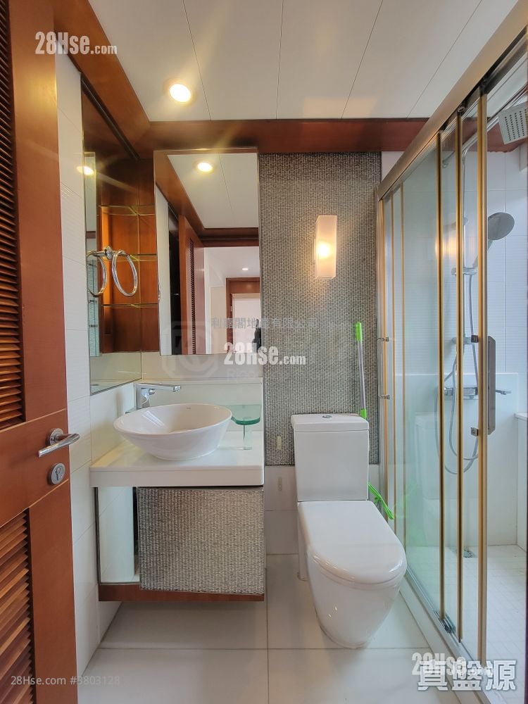 The Long Beach Sell 3 Bedrooms , 2 Bathrooms 816 ft²