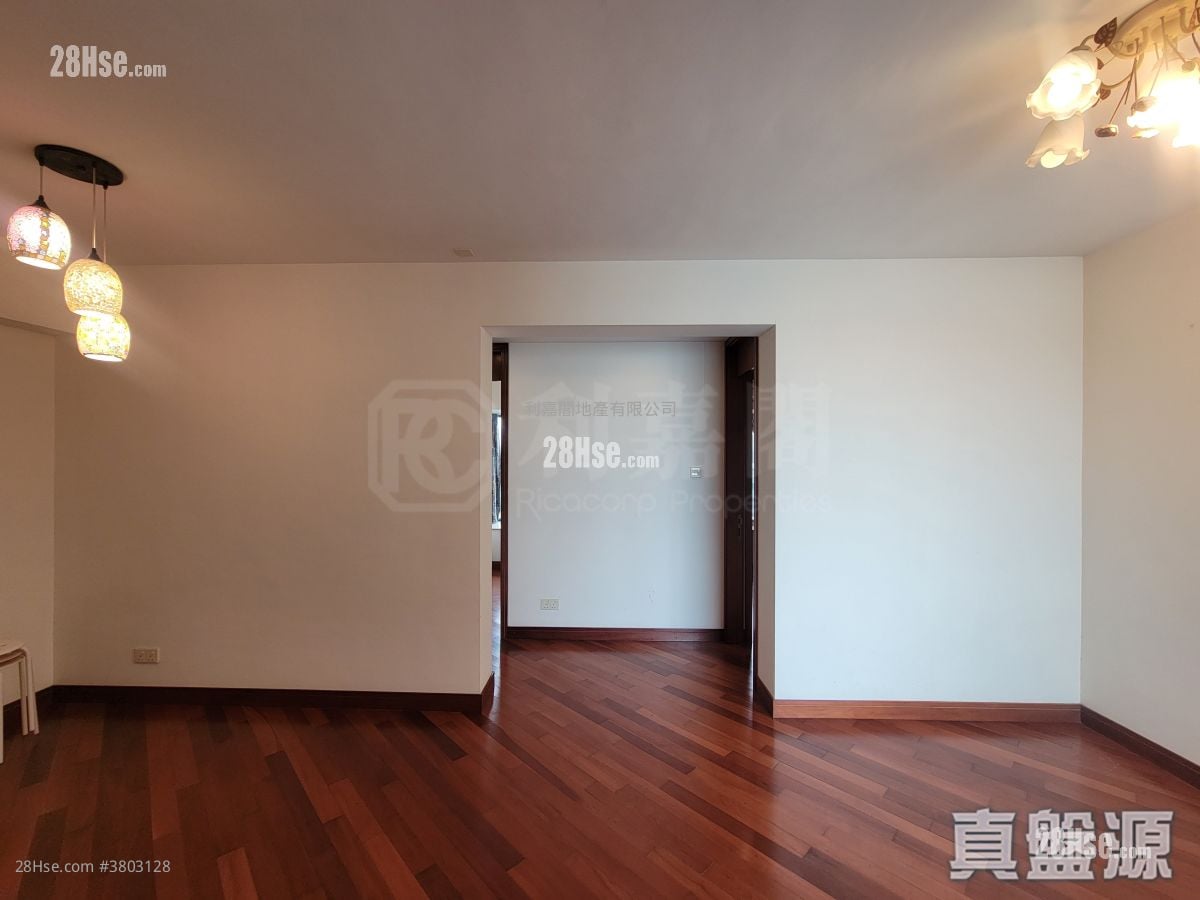 The Long Beach Sell 3 Bedrooms , 2 Bathrooms 816 ft²