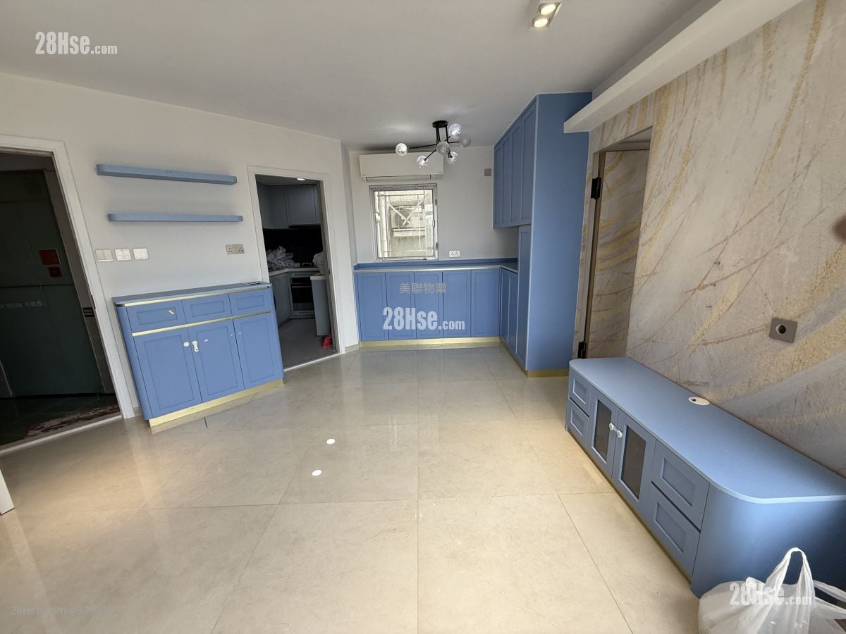 South Horizons Rental 3 Bedrooms , 2 Bathrooms 630 ft²