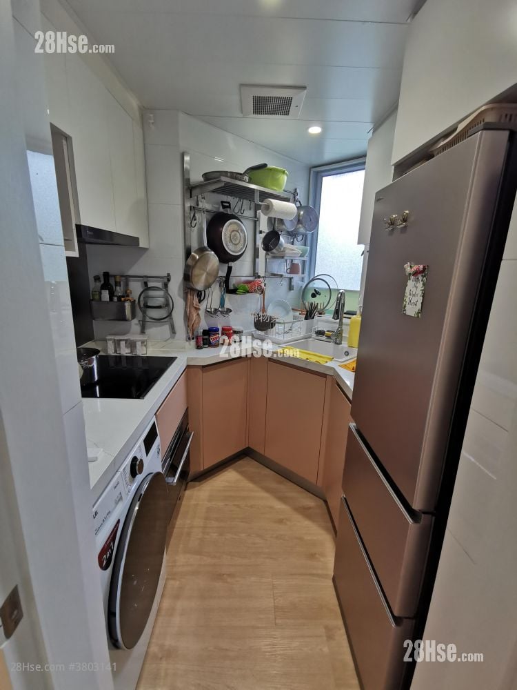 Festival City Sell 3 Bedrooms , 2 Bathrooms 741 ft²