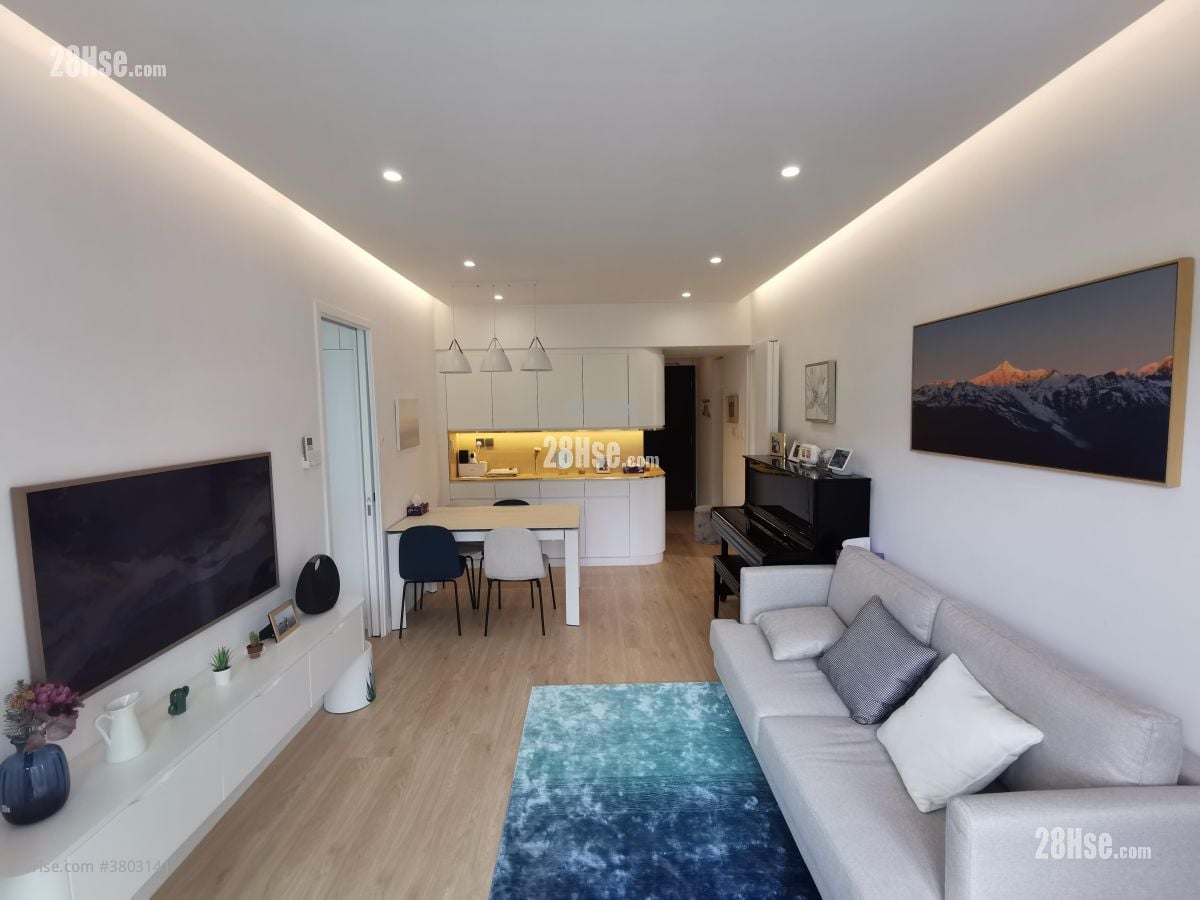 Festival City Sell 3 Bedrooms , 2 Bathrooms 741 ft²