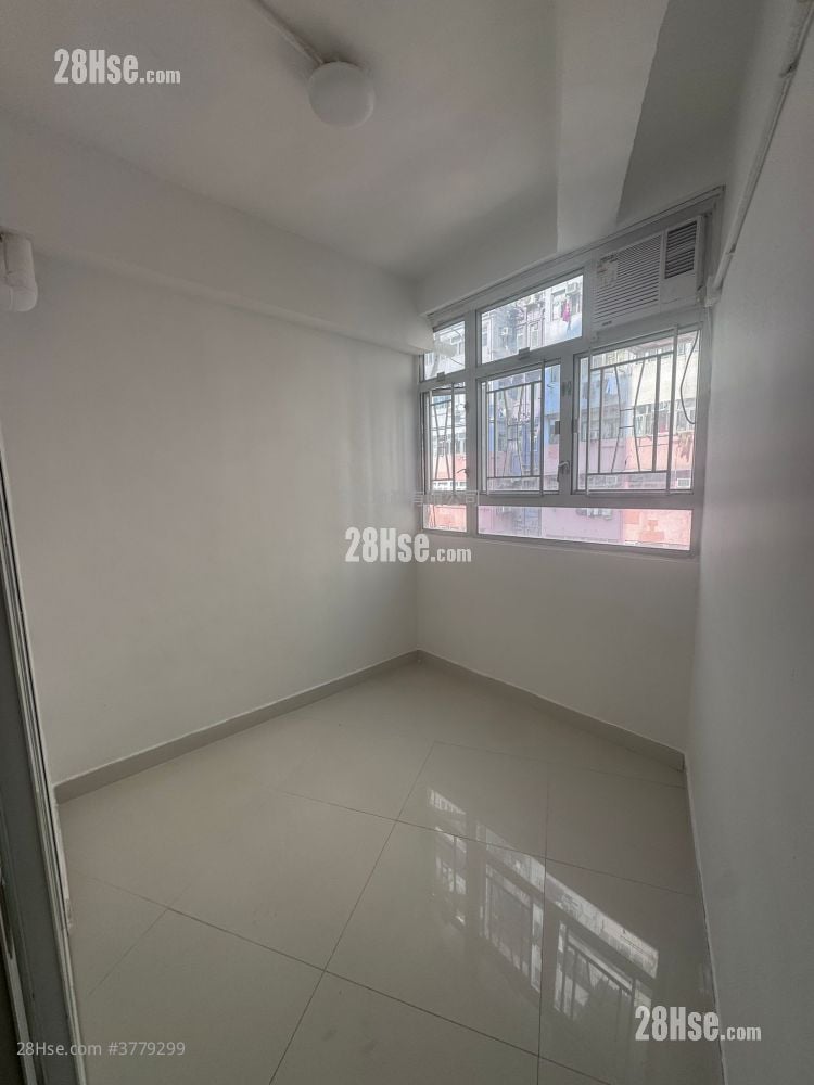 唐楼 租盘 2 房 , 2 浴室 280 平方尺