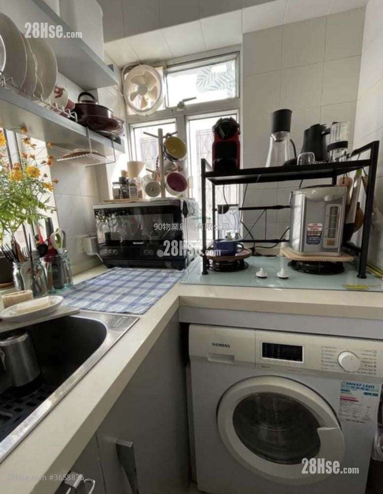 Ka Fai Court Sell 323 ft²