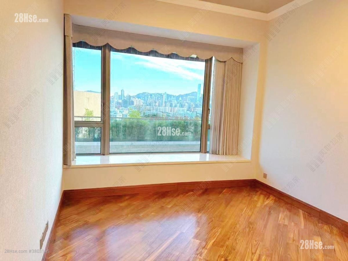 One Mayfair Sell 4 Bedrooms 1,650 ft²