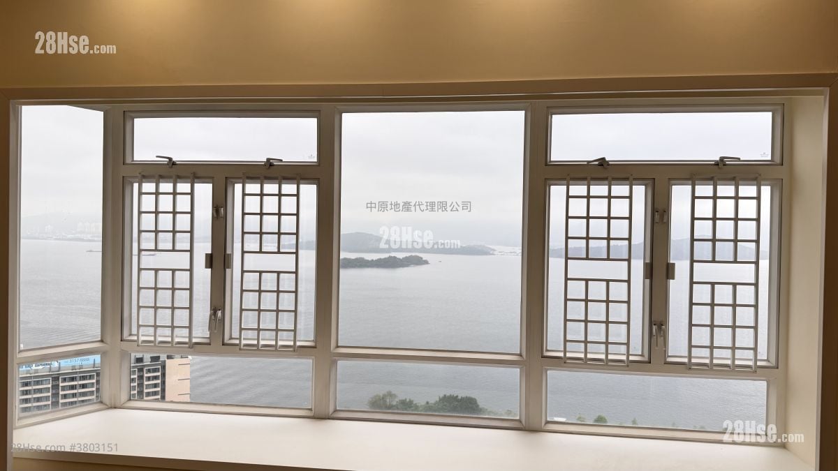 Sunshine City Sell 3 Bedrooms , 2 Bathrooms 932 ft²