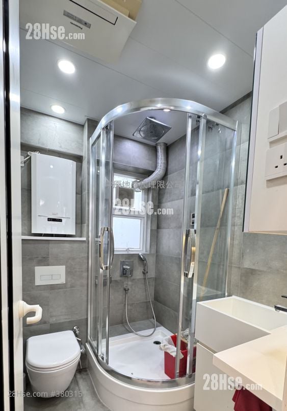 Sunshine City Sell 3 Bedrooms , 2 Bathrooms 932 ft²