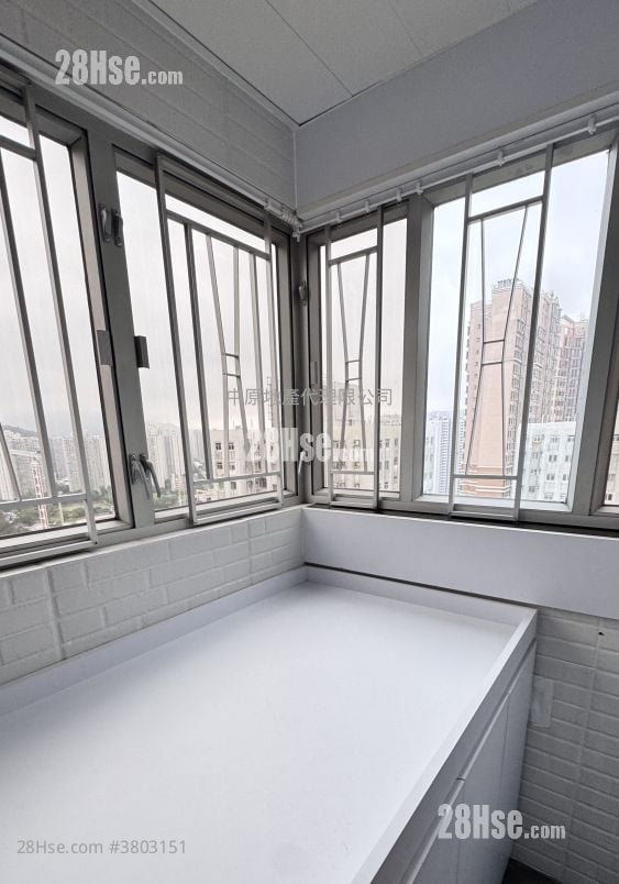 Sunshine City Sell 3 Bedrooms , 2 Bathrooms 932 ft²